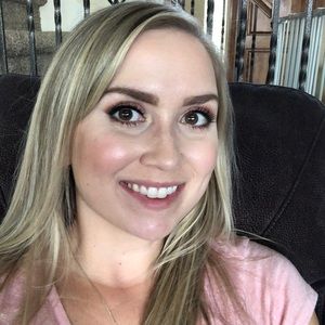 Meet your Posher, Teresa